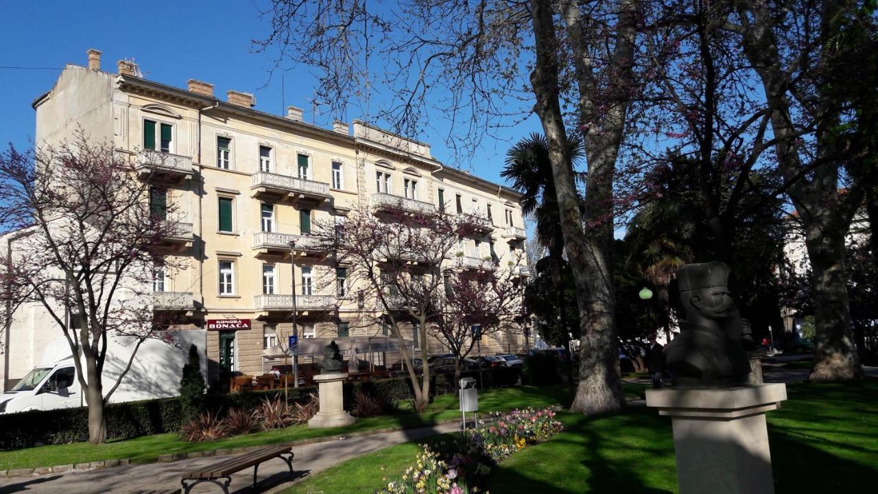 זאדאר Rooms Tisa Old Town מראה חיצוני תמונה
