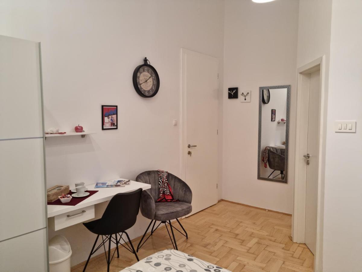 זאדאר Rooms Tisa Old Town מראה חיצוני תמונה