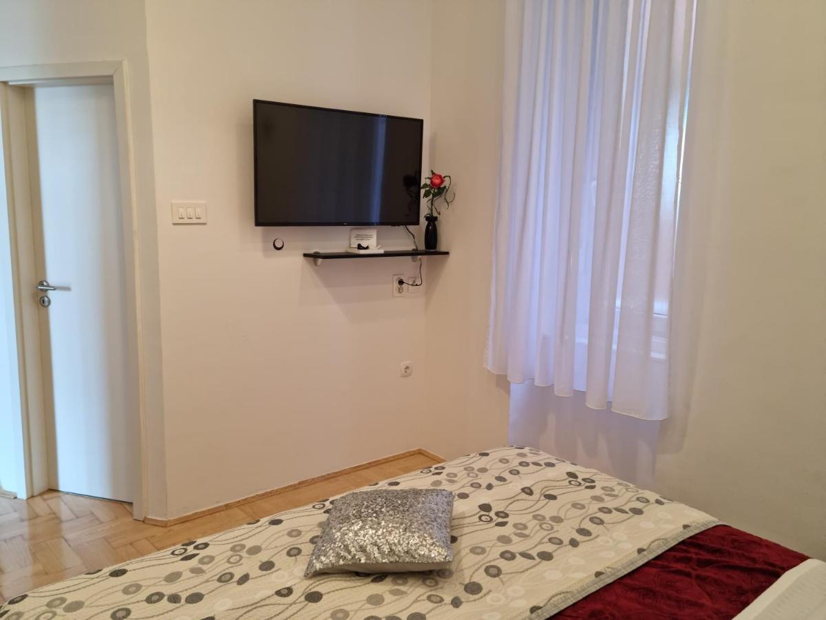 זאדאר Rooms Tisa Old Town מראה חיצוני תמונה