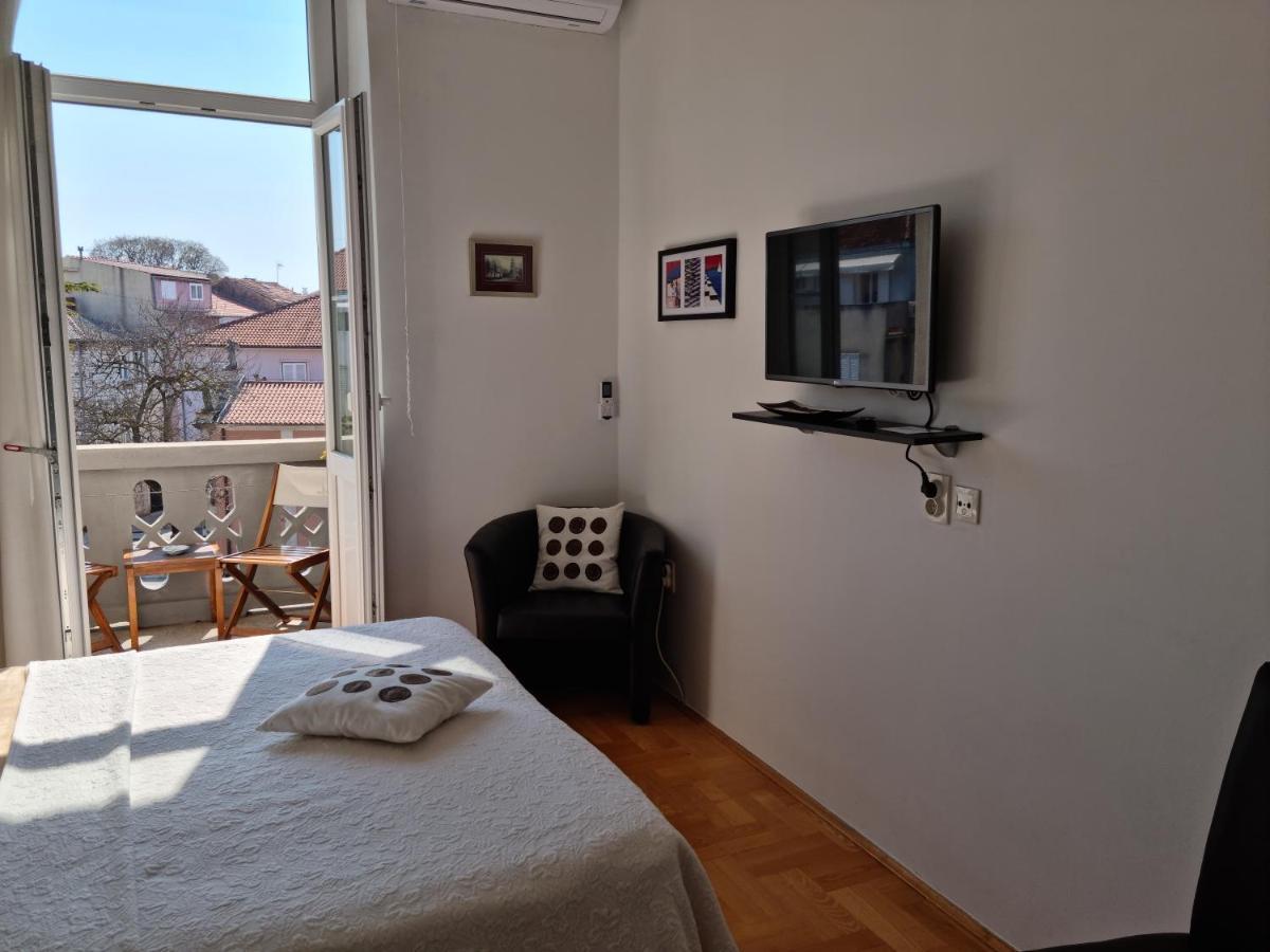 זאדאר Rooms Tisa Old Town מראה חיצוני תמונה