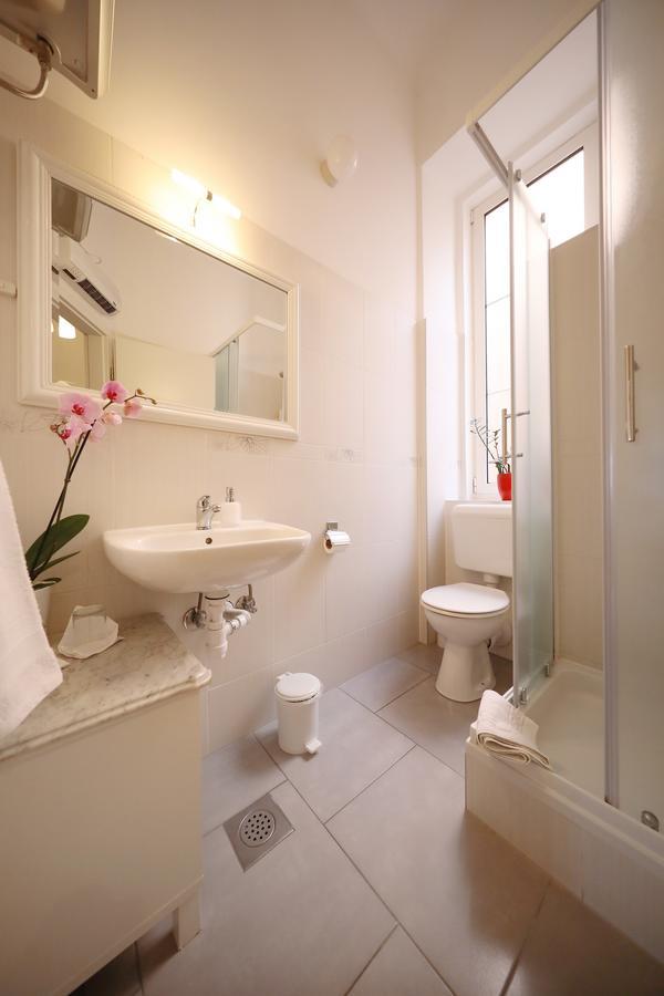 זאדאר Rooms Tisa Old Town מראה חיצוני תמונה