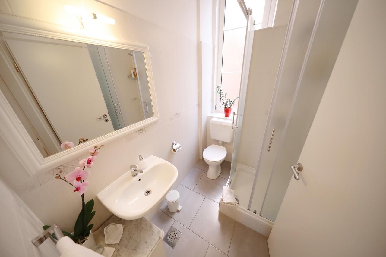 זאדאר Rooms Tisa Old Town מראה חיצוני תמונה